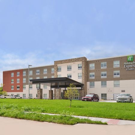 Carter Lake Holiday Inn Express & Suites Omaha Airport By Ihg מראה חיצוני תמונה