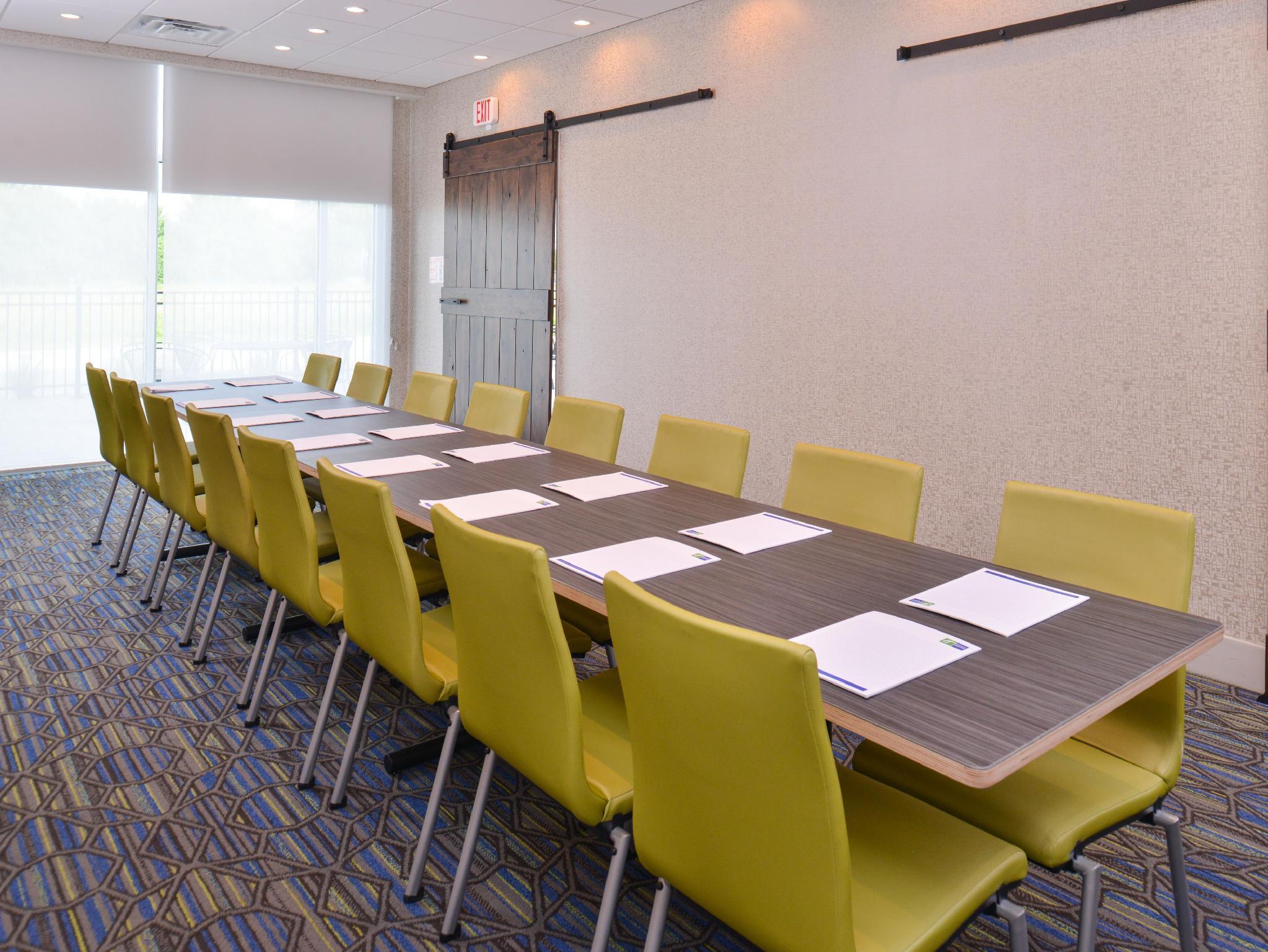 Carter Lake Holiday Inn Express & Suites Omaha Airport By Ihg מראה חיצוני תמונה
