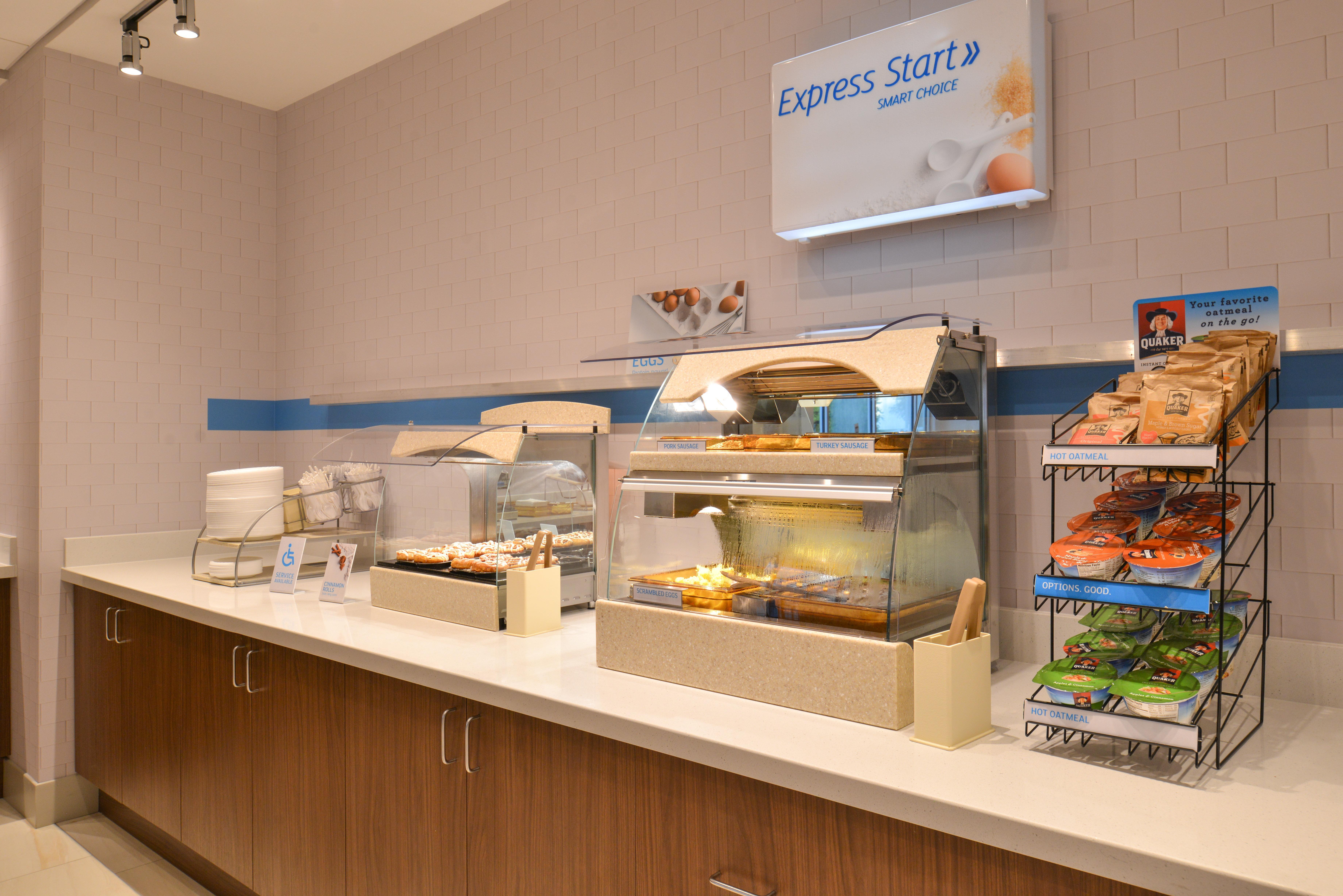 Carter Lake Holiday Inn Express & Suites Omaha Airport By Ihg מראה חיצוני תמונה