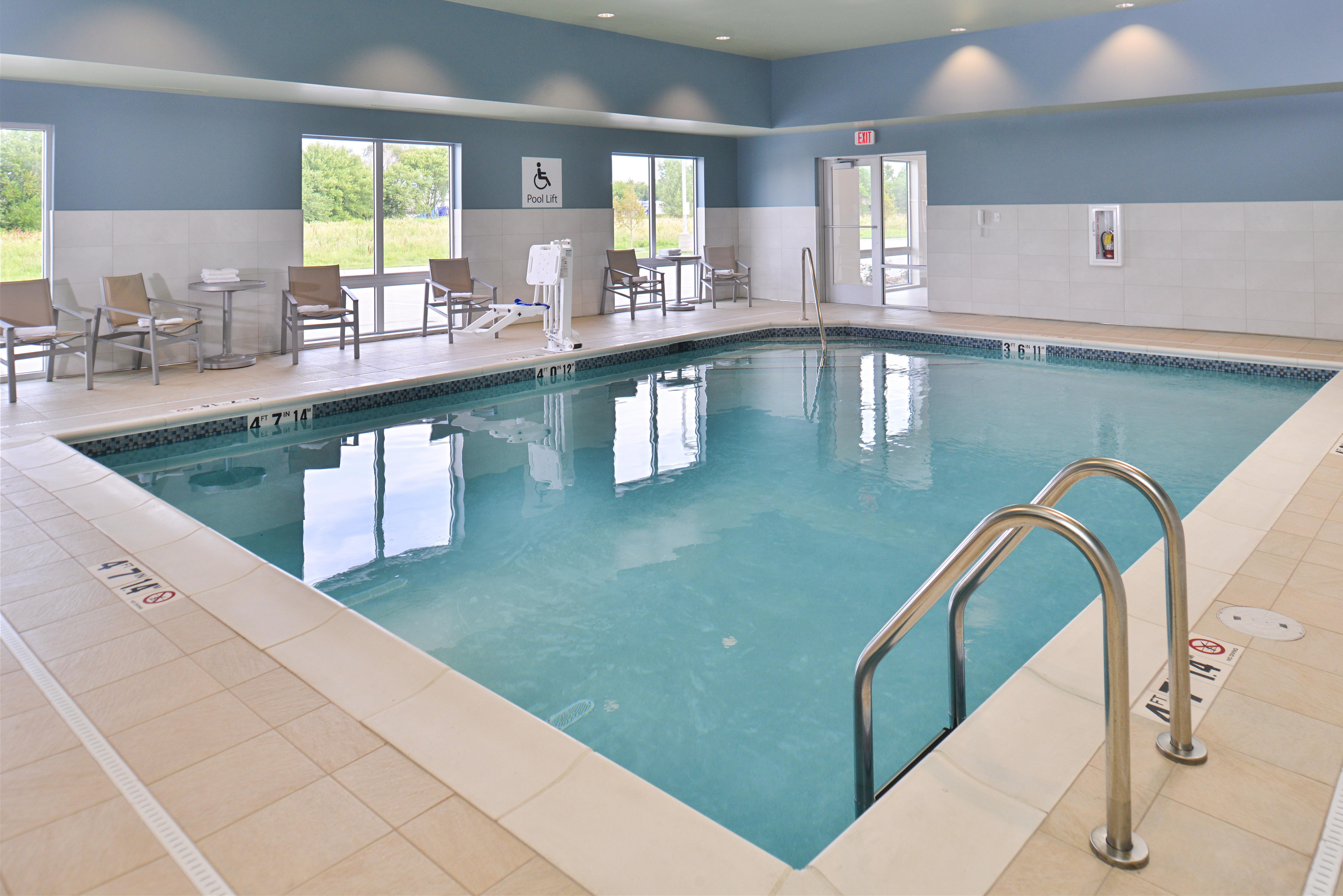 Carter Lake Holiday Inn Express & Suites Omaha Airport By Ihg מראה חיצוני תמונה