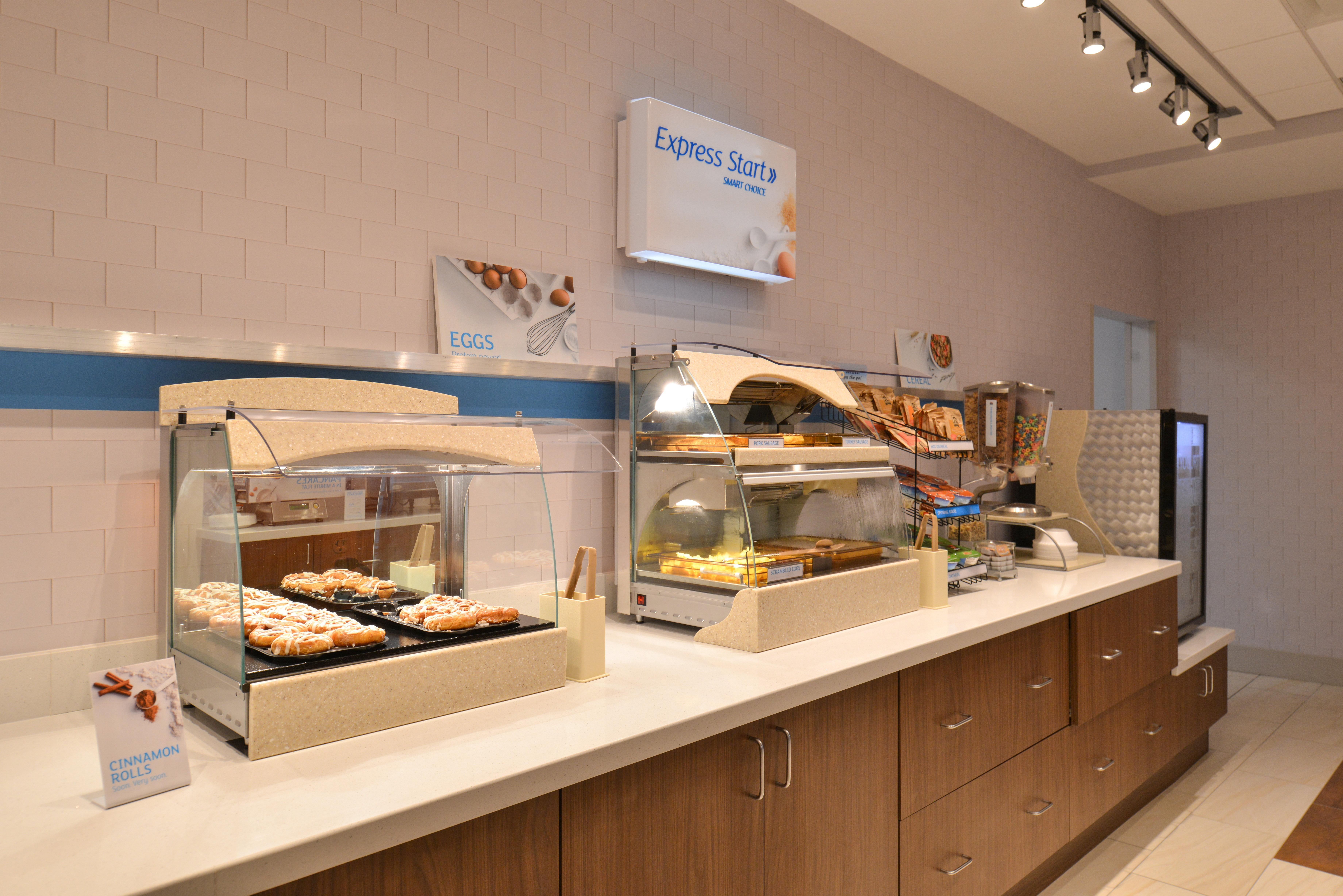 Carter Lake Holiday Inn Express & Suites Omaha Airport By Ihg מראה חיצוני תמונה