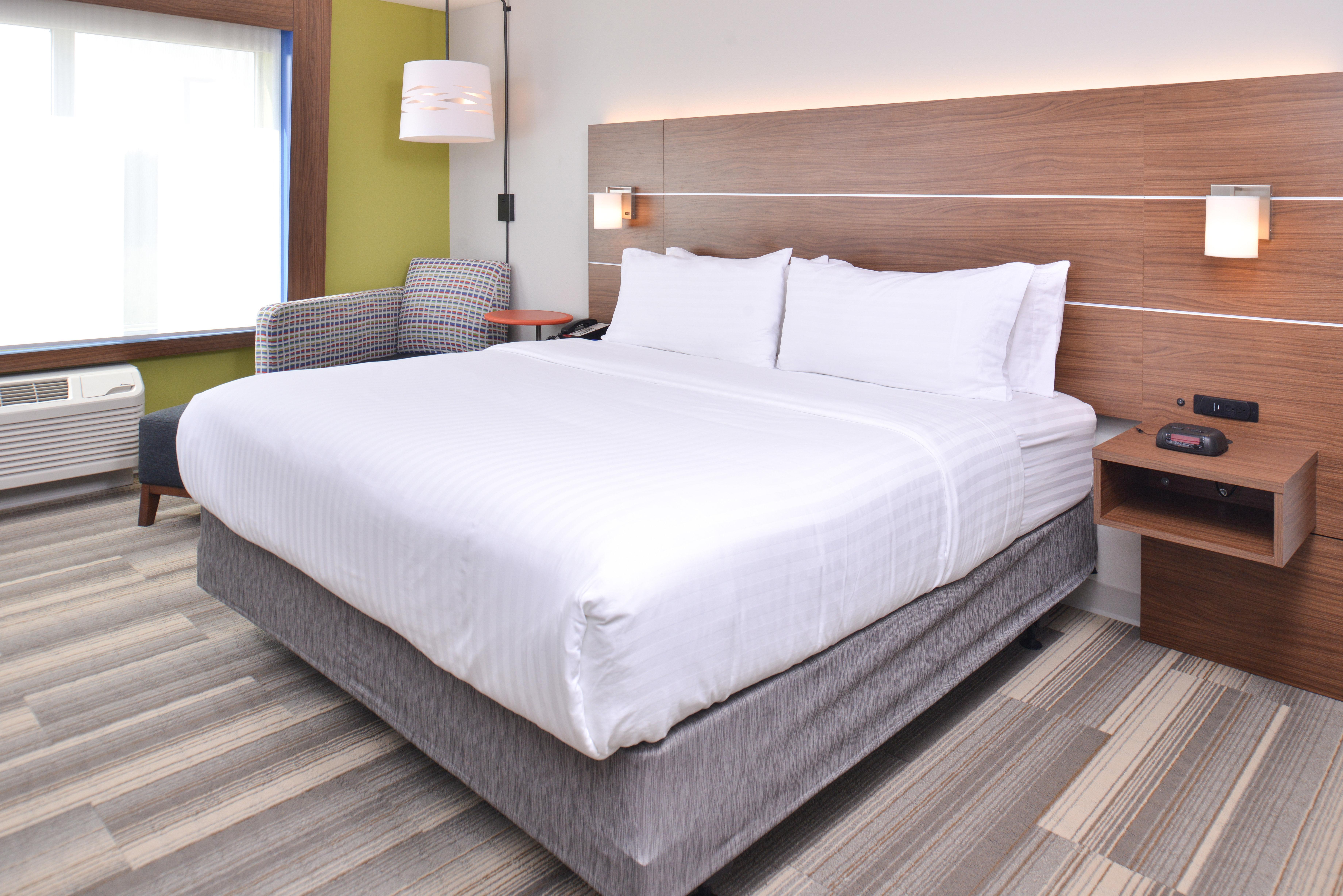 Carter Lake Holiday Inn Express & Suites Omaha Airport By Ihg מראה חיצוני תמונה