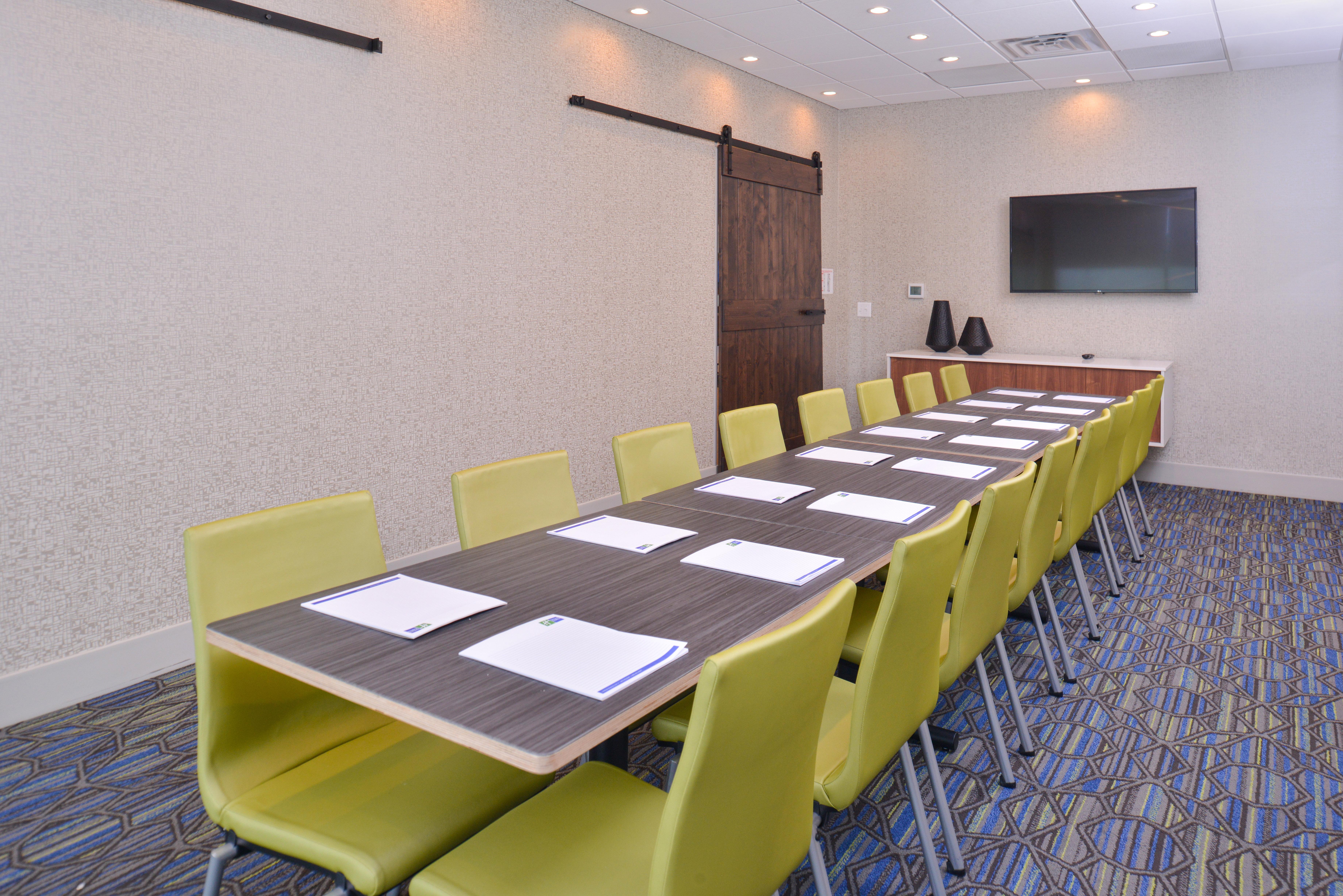 Carter Lake Holiday Inn Express & Suites Omaha Airport By Ihg מראה חיצוני תמונה